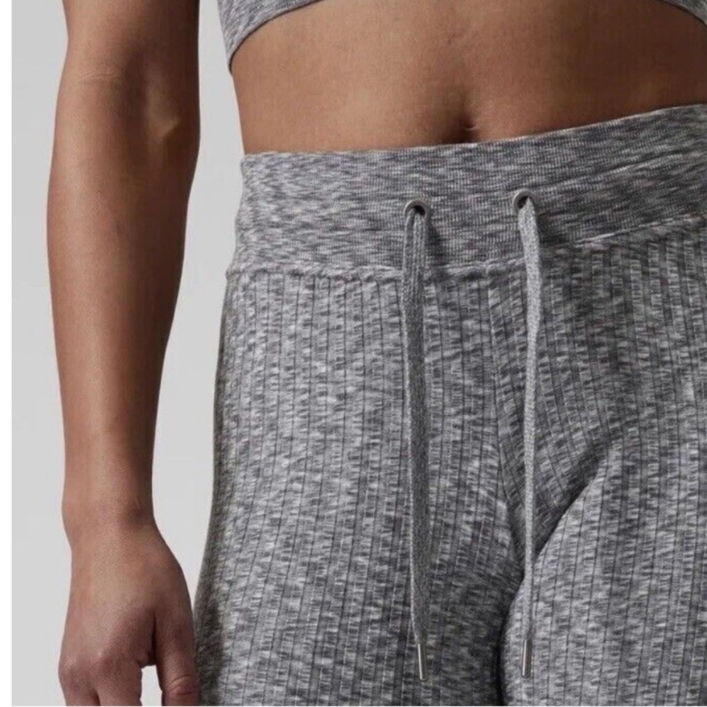 Athleta Revolve Pant Women‎ XL Grey Ribbed Knit High Rise Drawstring 985192 - Picture 3 of 8